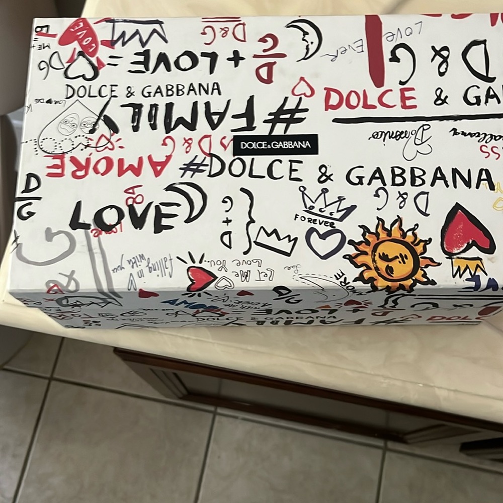 Dolce ganbana polar bear edition only wore once